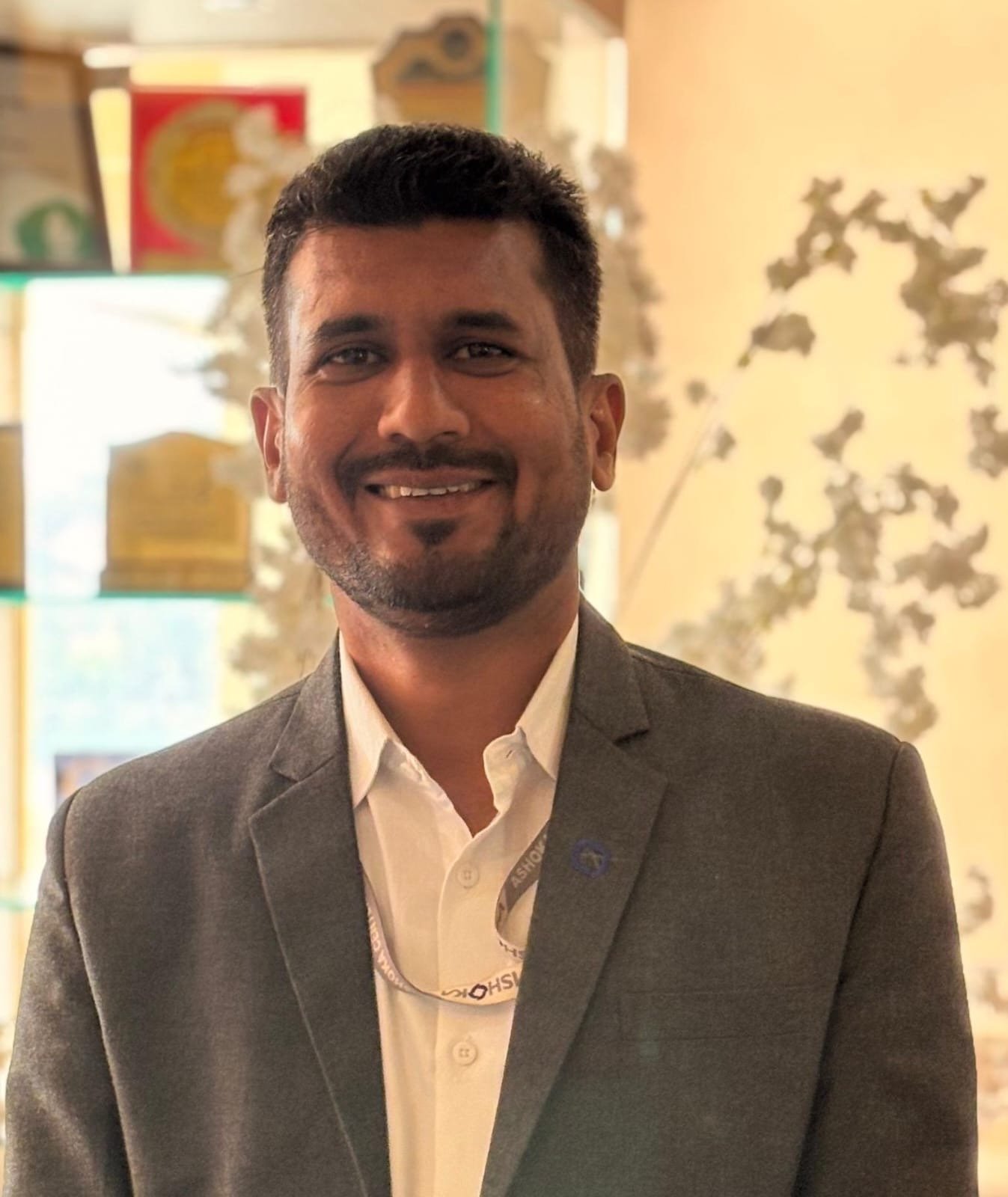 Dr Sudarshan Nagare